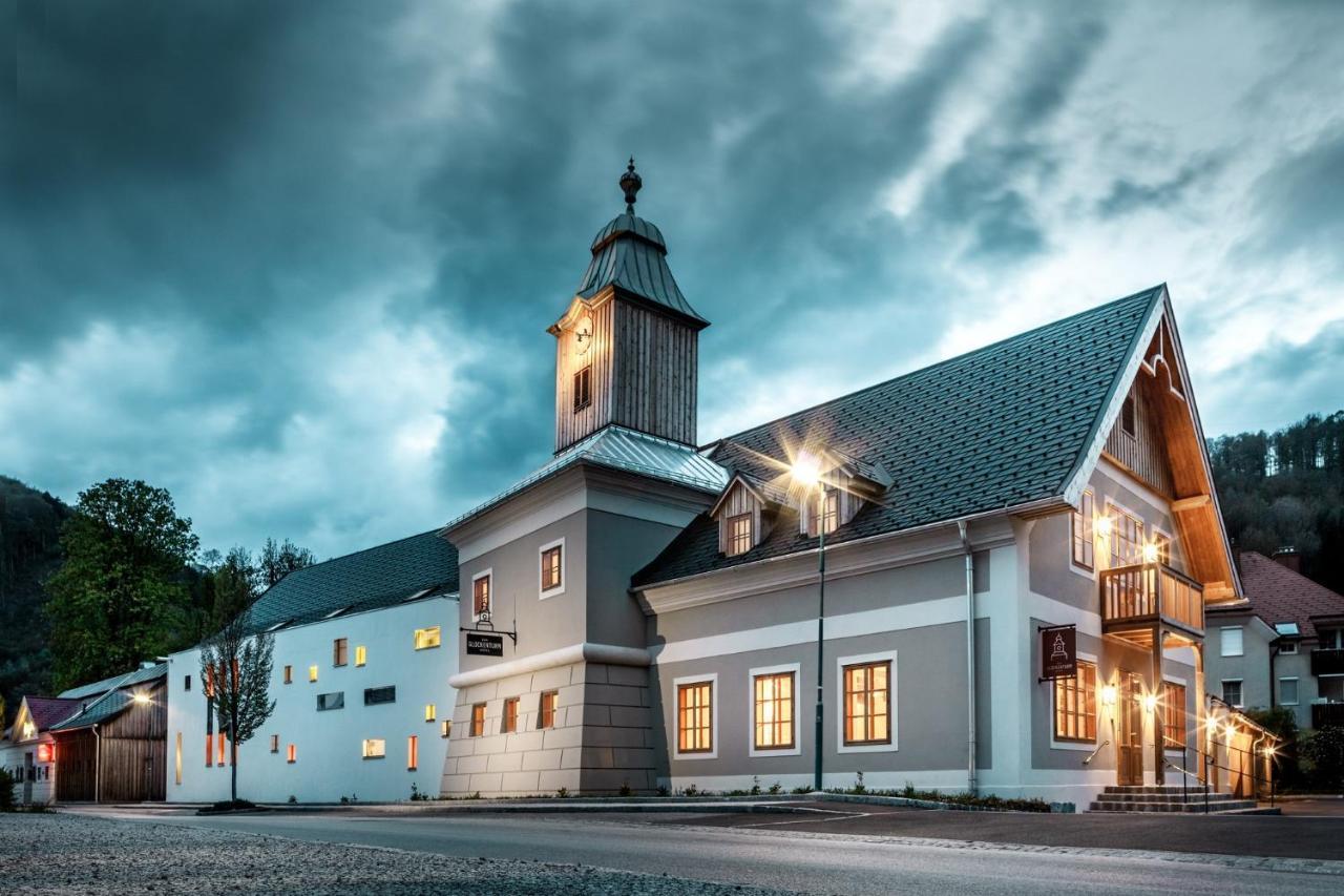 Hotel Zum Glockenturm Marktl Esterno foto